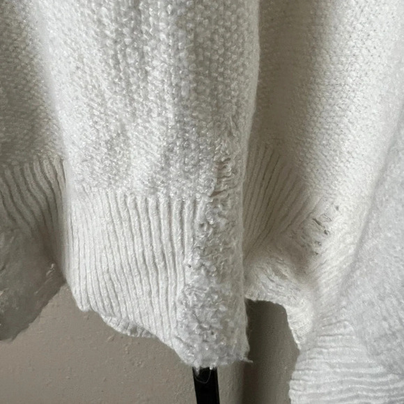 Frayed Denim Gwen Distressed Sweater color Marshmallow size MEDIUM NEW - Picture 4 of 13